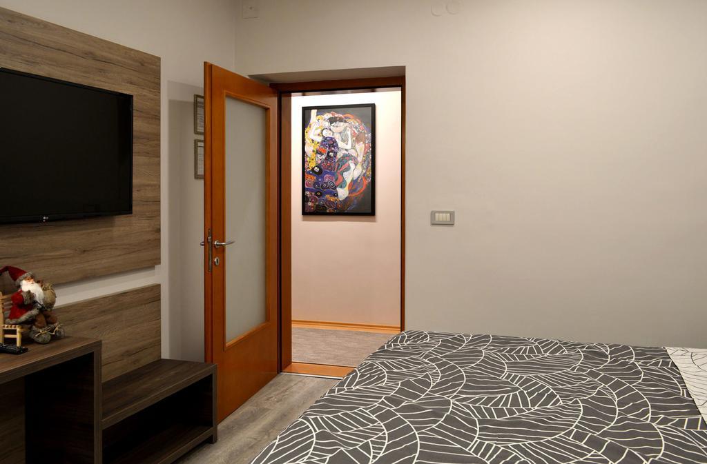 Apartment Millas Nis Bagian luar foto